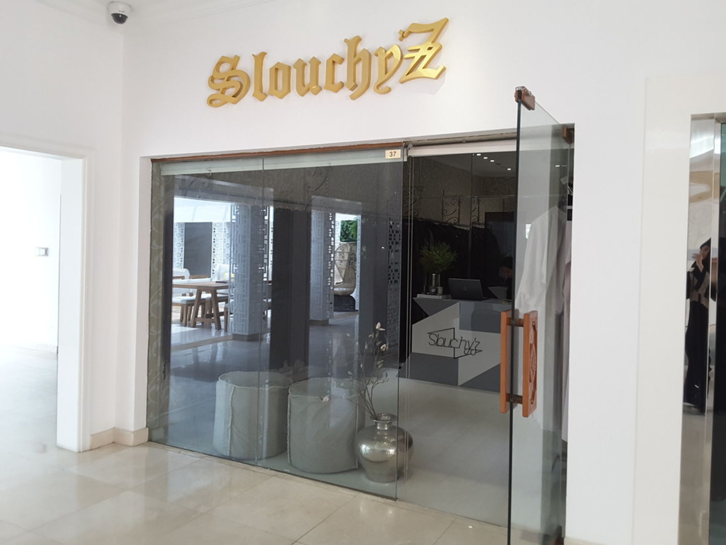 HiDubai-business-slouchyz-shopping-apparel-jumeirah-2-dubai-2