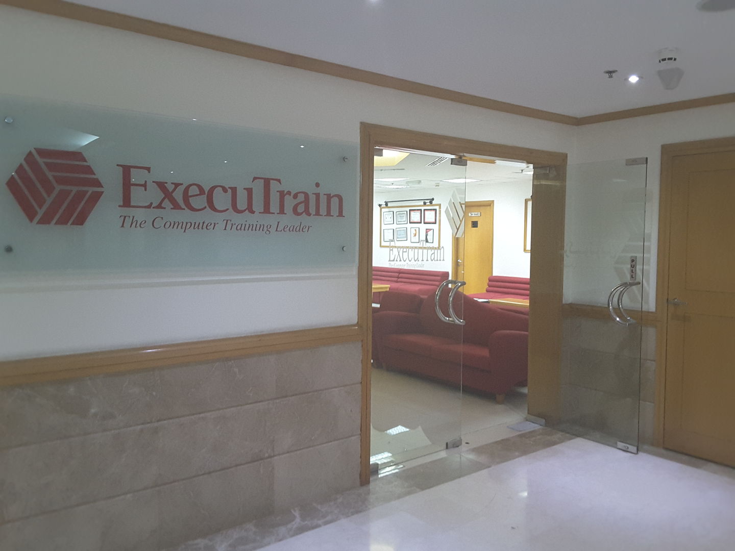 HiDubai-business-executrain-education-training-learning-centres-oud-metha-dubai-2