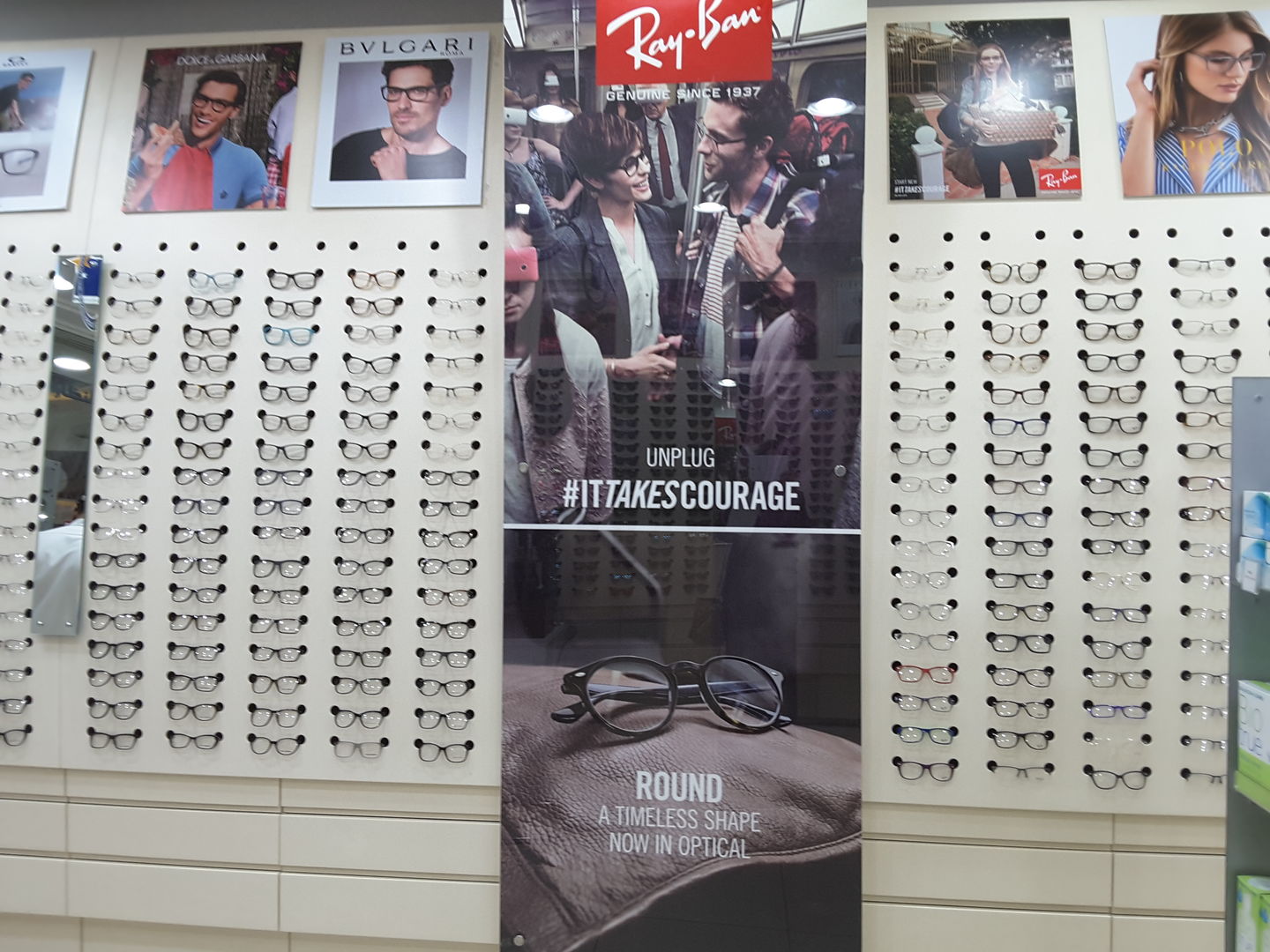 HiDubai-business-al-jaber-optical-centre-shopping-watches-eyewear-al-rashidiya-dubai-2