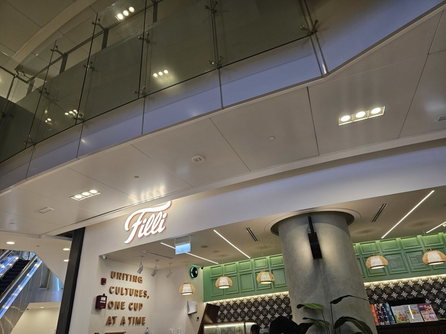 HiDubai-business-filli-cafe-food-beverage-coffee-shops-jumeirah-lake-towers-al-thanyah-5-dubai