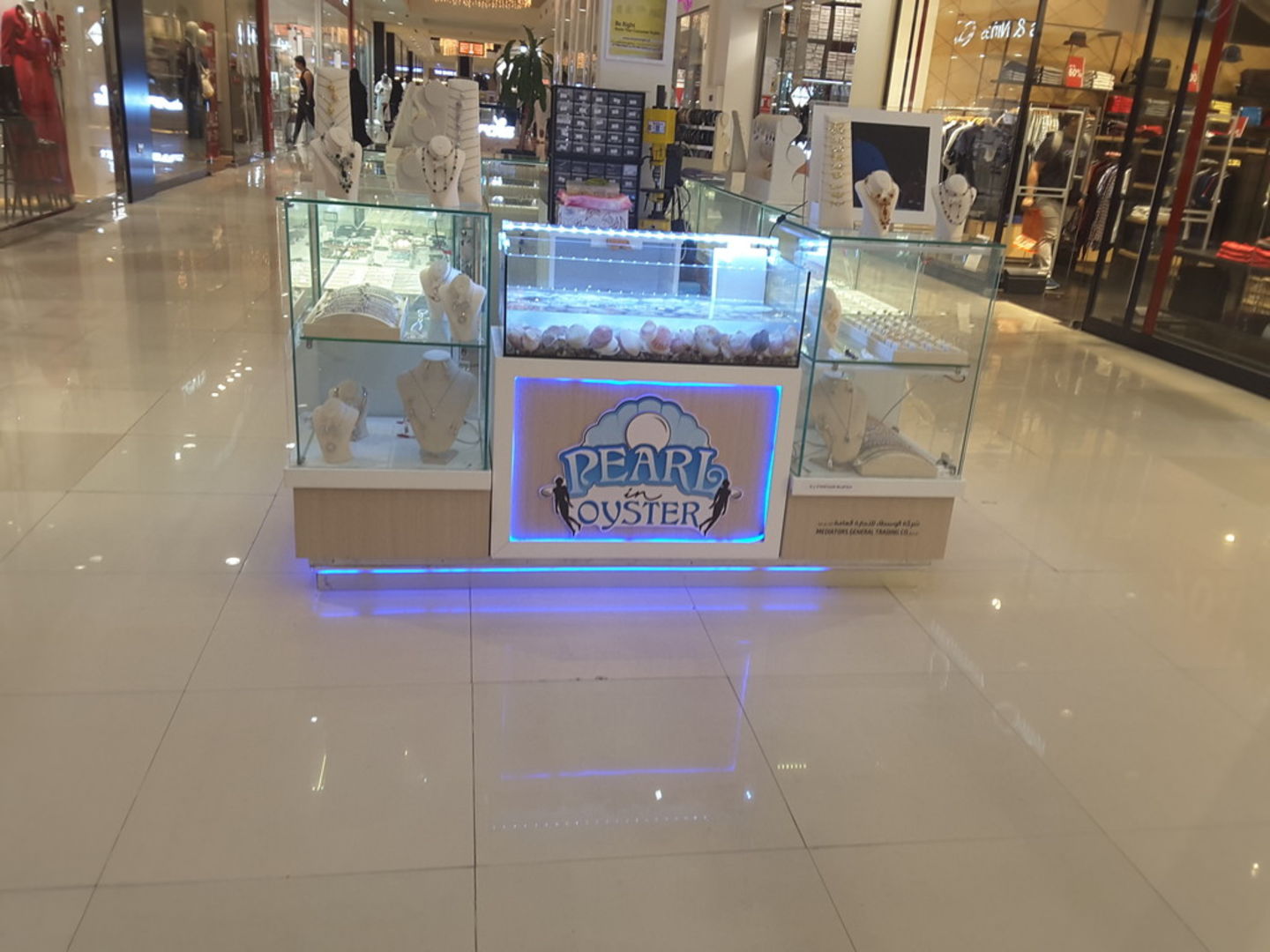 HiDubai-business-pearl-in-oyster-shopping-fashion-accessories-umm-nahad-1-dubai-2