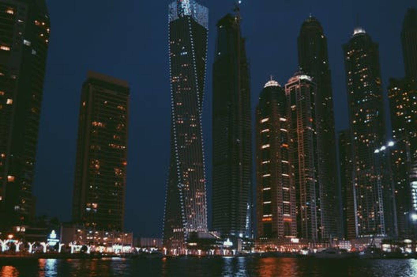 HiDubai-business-oasis-corner-real-estate-broker-housing-real-estate-real-estate-agencies-hor-al-anz-dubai-2