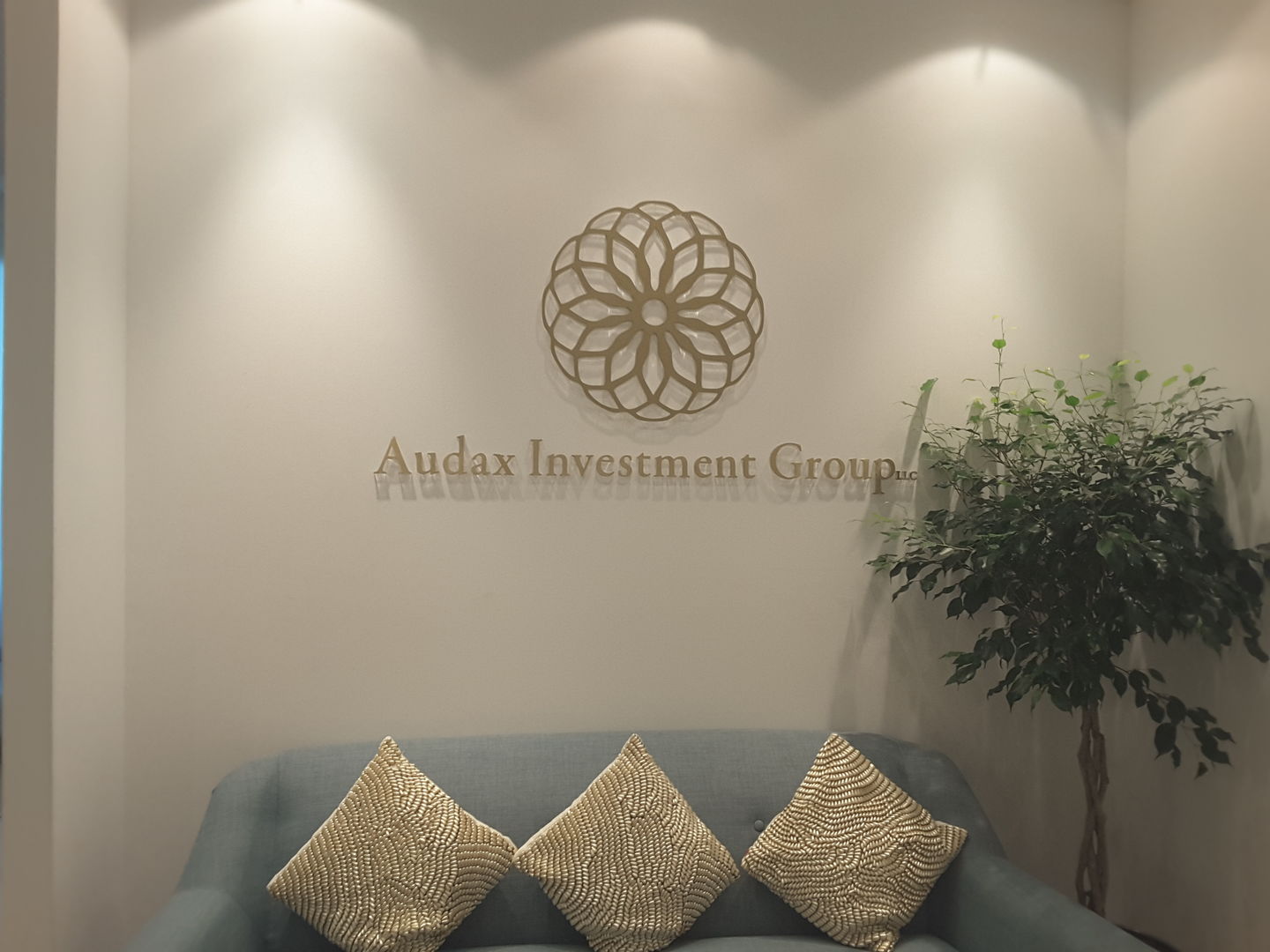 HiDubai-business-audax-investment-group-b2b-services-holding-companies-business-bay-dubai-2