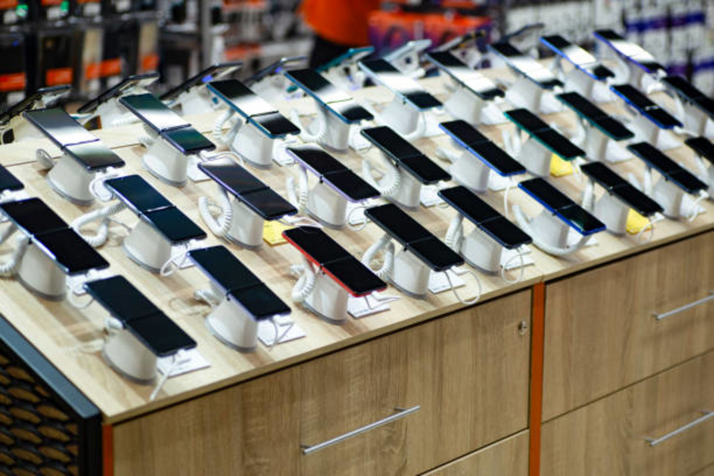 HiDubai-business-mycell-mart-electronics-trading-shopping-consumer-electronics-al-murar-dubai