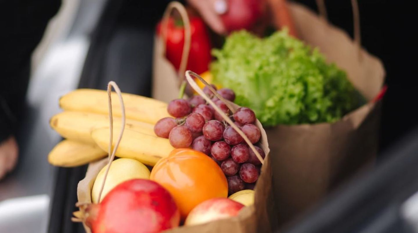 HiDubai-business-kbq-general-trading-shopping-supermarkets-hypermarkets-grocery-stores-al-satwa-dubai