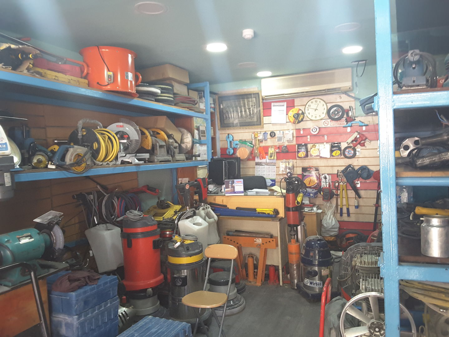 Al Falaq Construction Equipment Rental(Heavy Equipment & Machinery) in