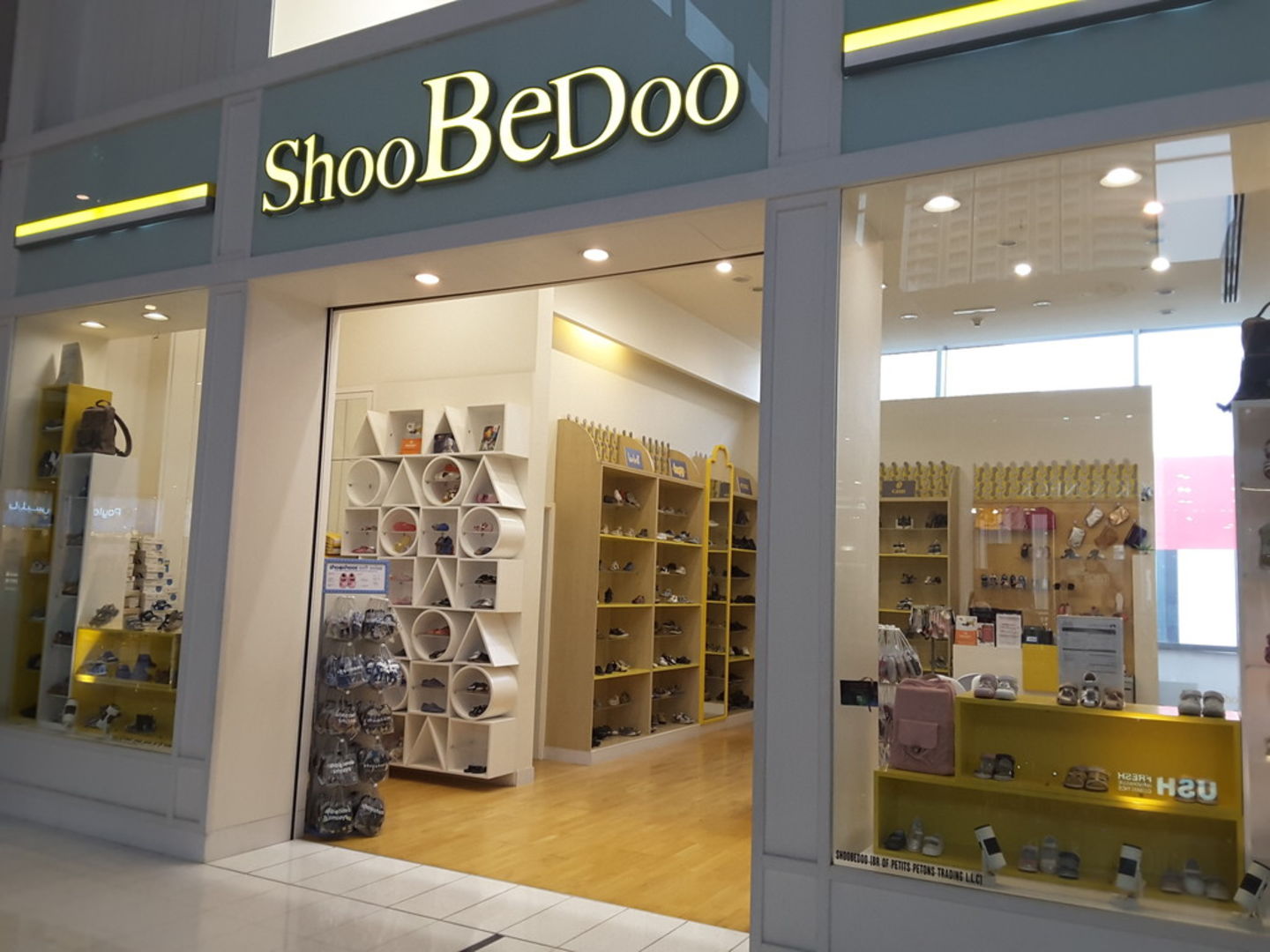 HiDubai-business-shoobedoo-shopping-footwear-burj-khalifa-dubai-2