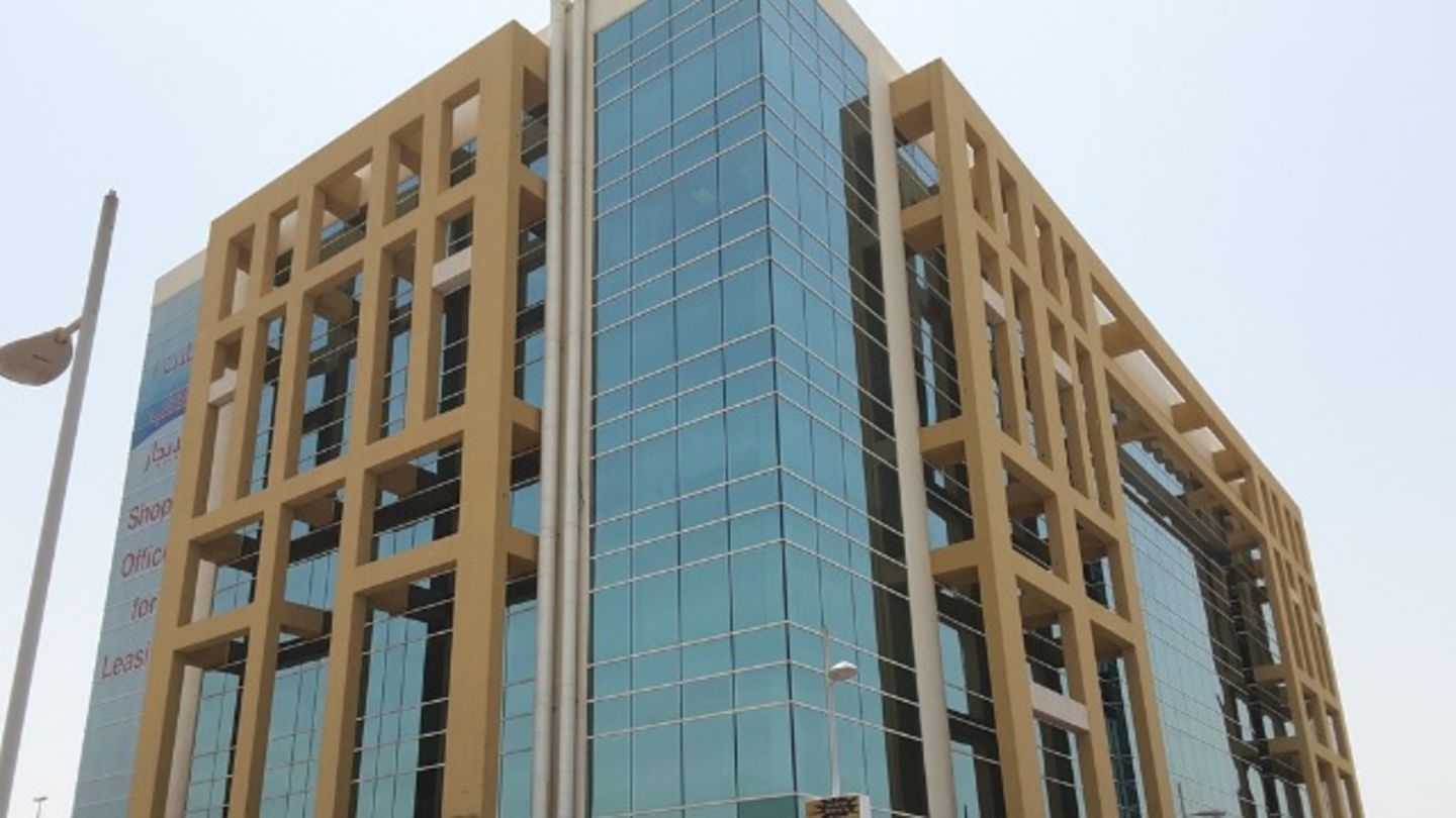 HiDubai-business-al-mubarak-trading-b2b-services-distributors-wholesalers-al-hamriya-port-dubai-2