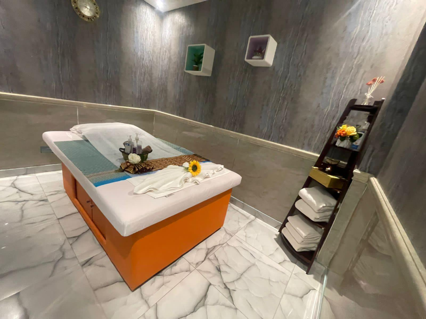 HiDubai-business-evergreen-spa-beauty-wellness-health-wellness-services-spas-al-barsha-1-dubai