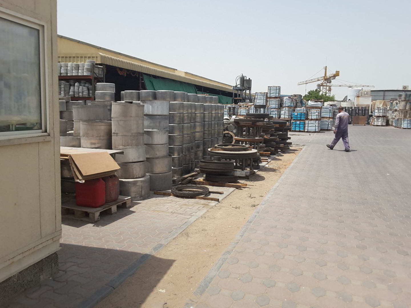 HiDubai-business-hyperion-industries-construction-heavy-industries-chemical-metal-companies-al-quoz-industrial-3-dubai-2