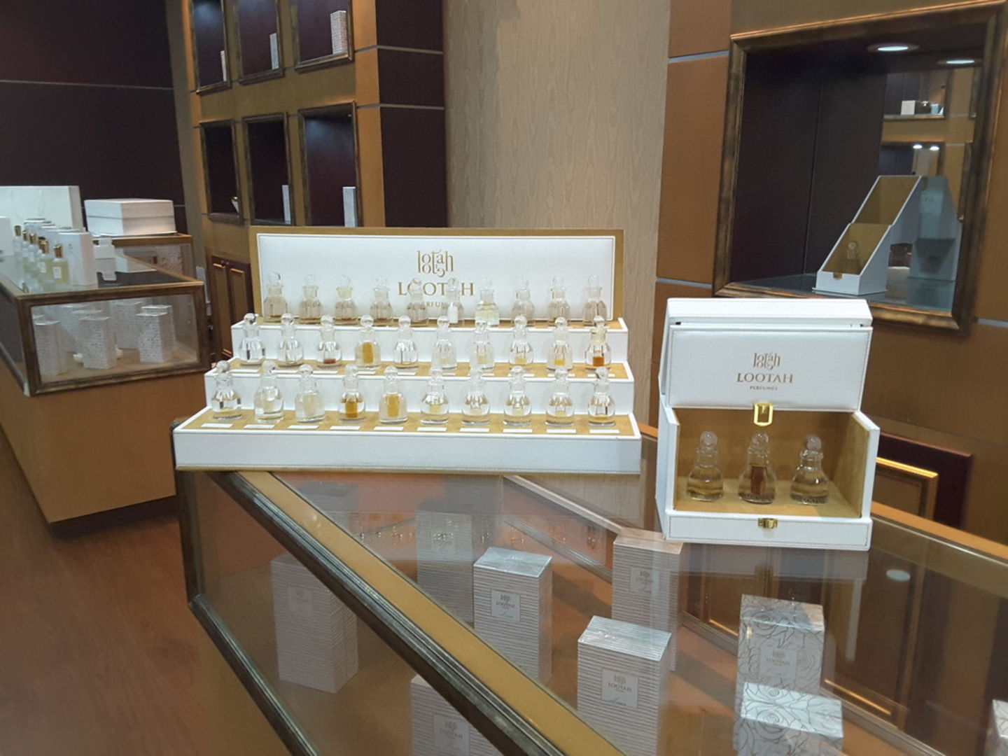 HiDubai-business-lootah-perfumes-shopping-beauty-cosmetics-stores-dubai-healthcare-city-umm-hurair-2-dubai-2