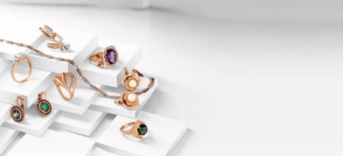 HiDubai-business-krishna-jewellers-shopping-jewellery-precious-stones-naif-dubai