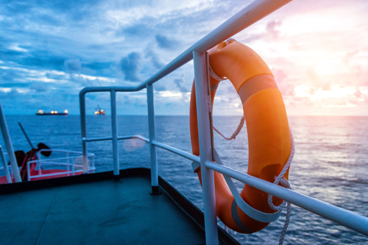 HiDubai-business-fairdeal-marine-services-shipping-logistics-sea-cargo-services-al-karama-dubai