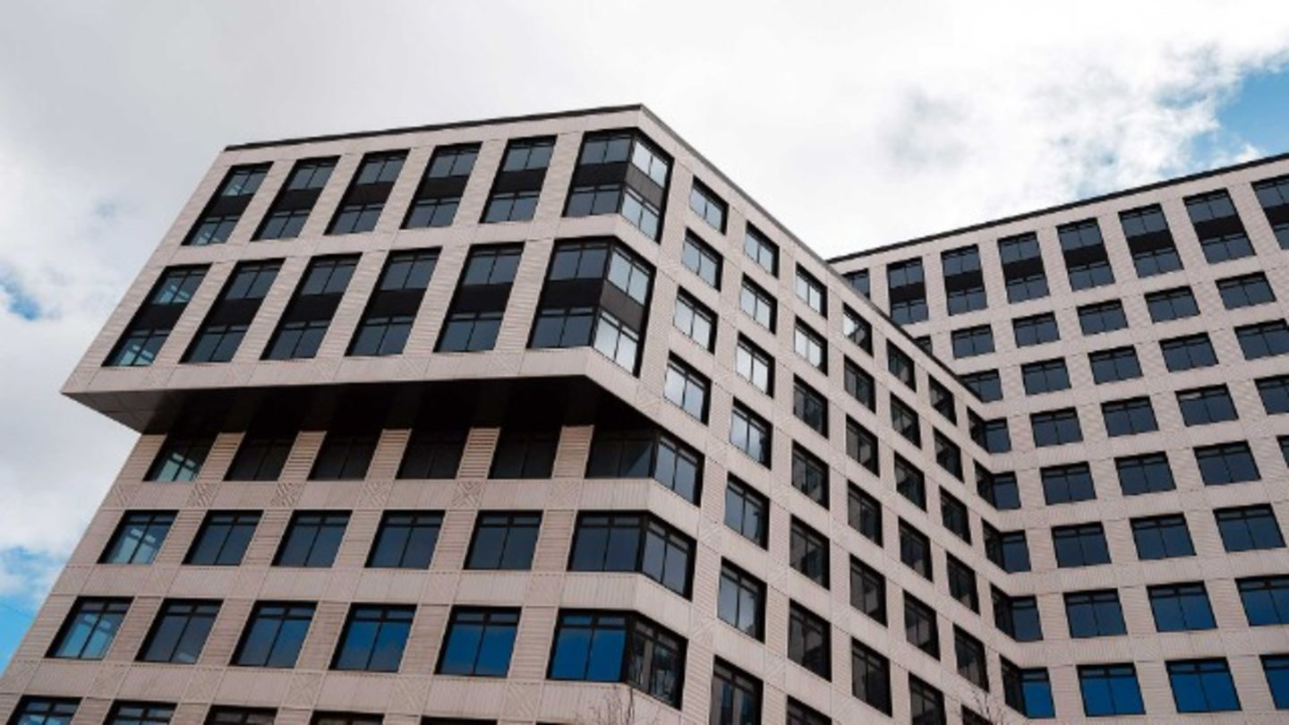 HiDubai-business-vau-properties-housing-real-estate-real-estate-agencies-al-quoz-industrial-3-dubai