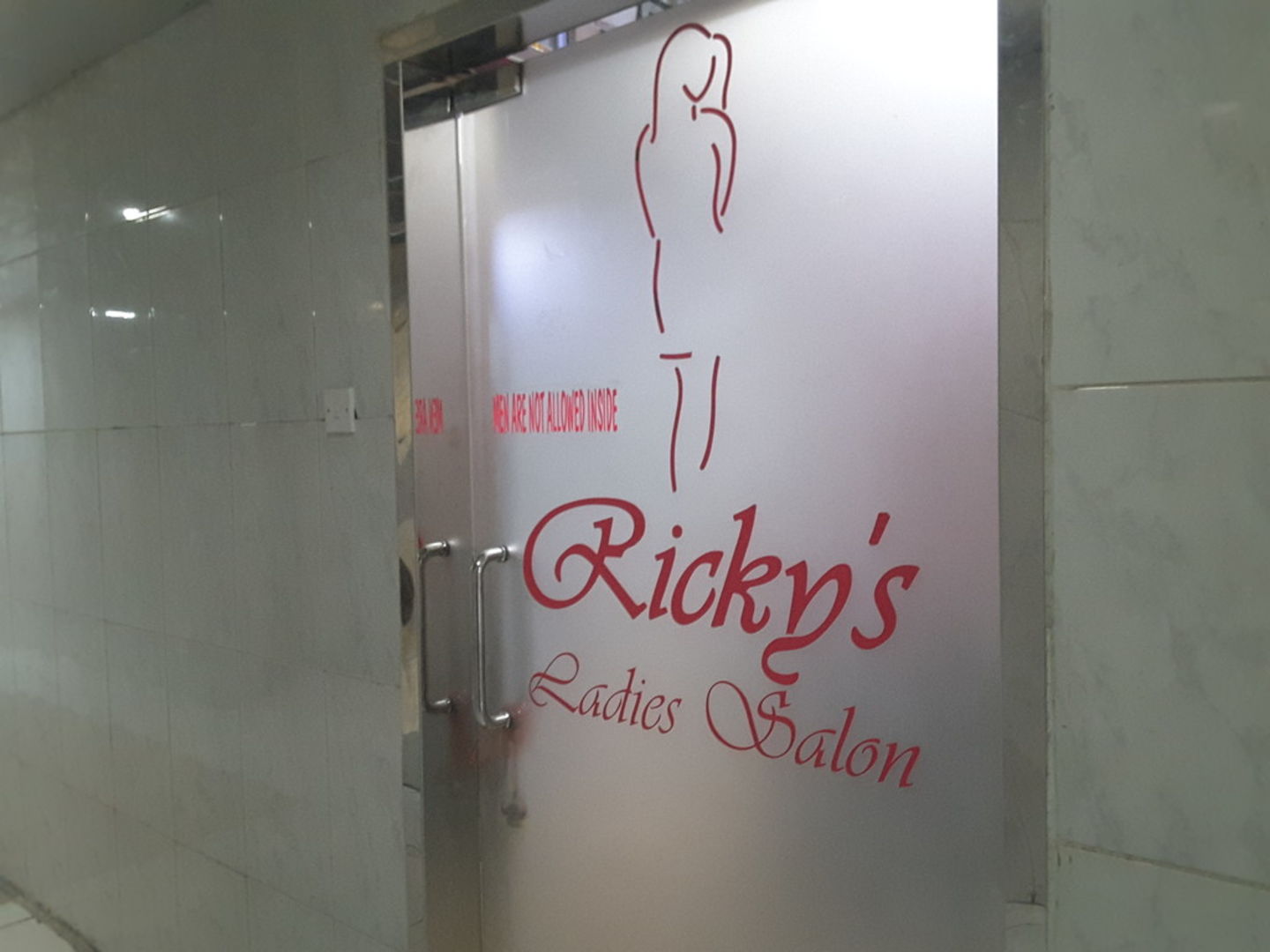 HiDubai-business-ricky-s-lady-saloon-beauty-wellness-health-beauty-salons-al-karama-dubai-2