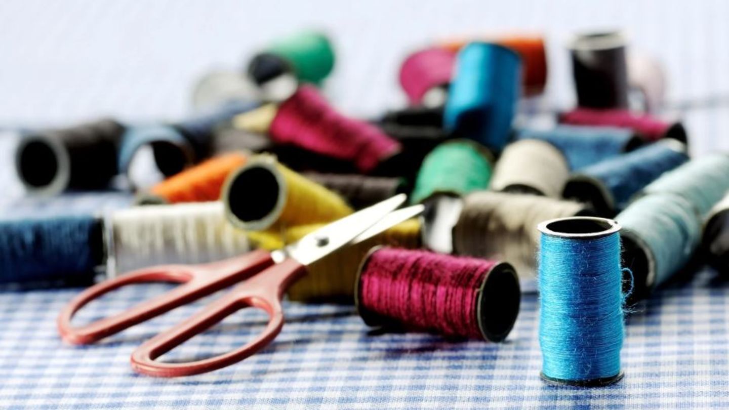 HiDubai-business-maryan-omar-ladies-tailoring-garments-trading-home-tailoring-al-ras-dubai