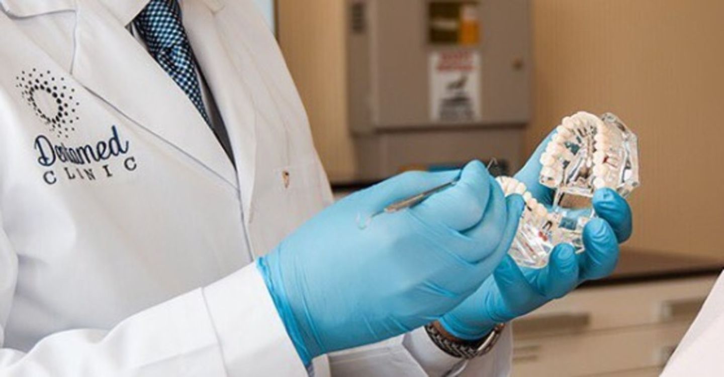 HiDubai-business-dentamed-clinic-beauty-wellness-health-specialty-clinics-dubai-healthcare-city-umm-hurair-2-dubai