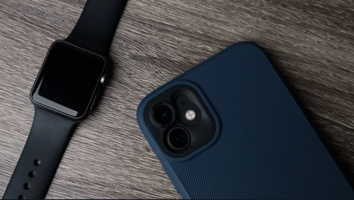 HiDubai-business-dlm-wholesale-for-mobile-phones-accessories-trading-shopping-consumer-electronics-naif-dubai