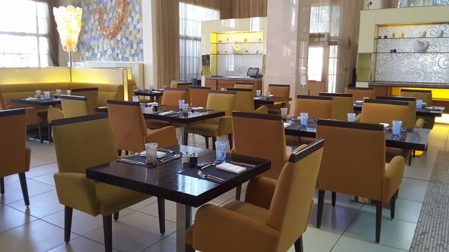 HiDubai-business-the-blue-orange-food-beverage-restaurants-bars-dubai-marina-marsa-dubai-dubai-2