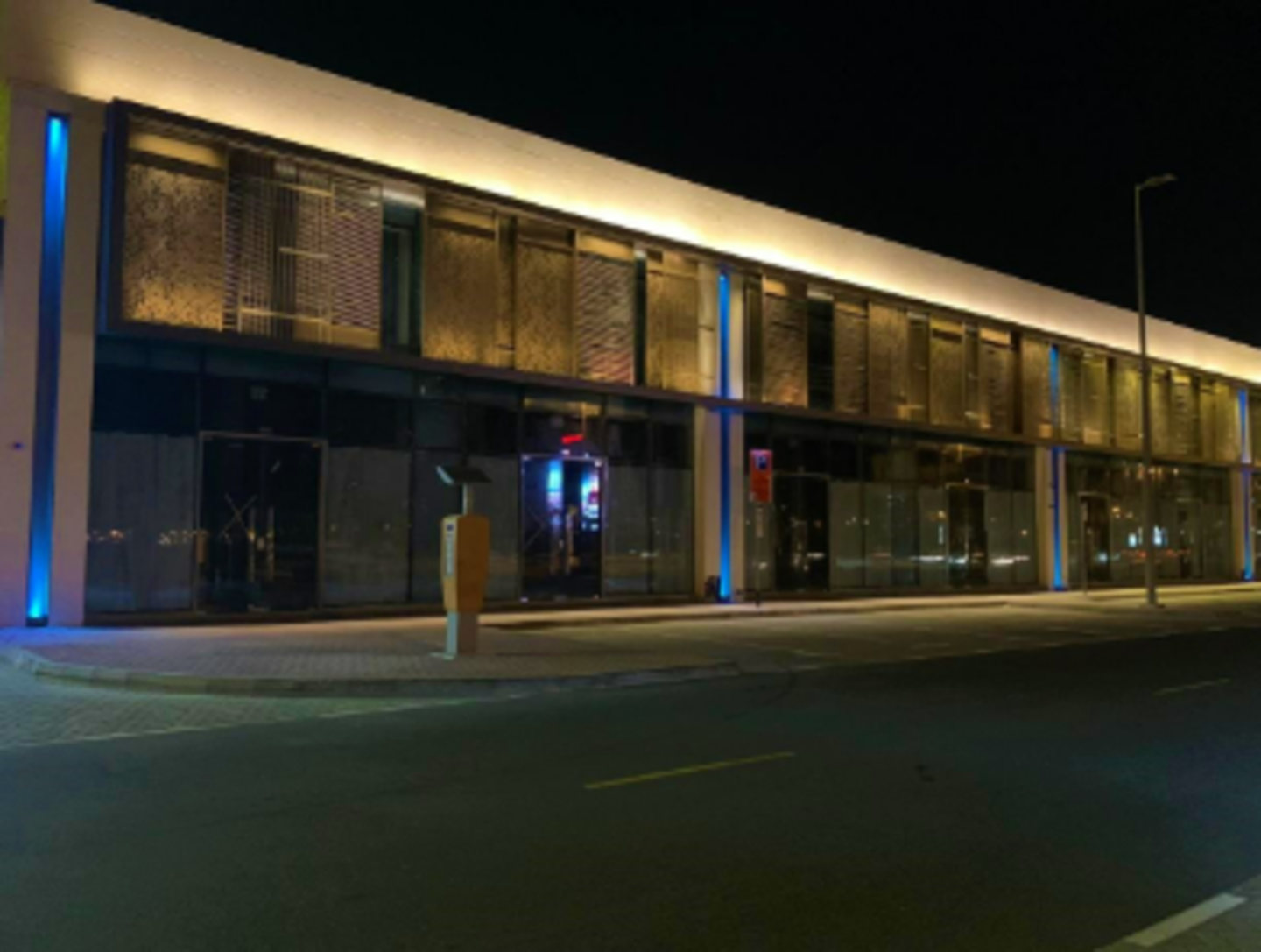 HiDubai-business-facade-world-aluminium-glass-works-b2b-services-distributors-wholesalers-dubai-industrial-city-saih-shuaib-2-dubai