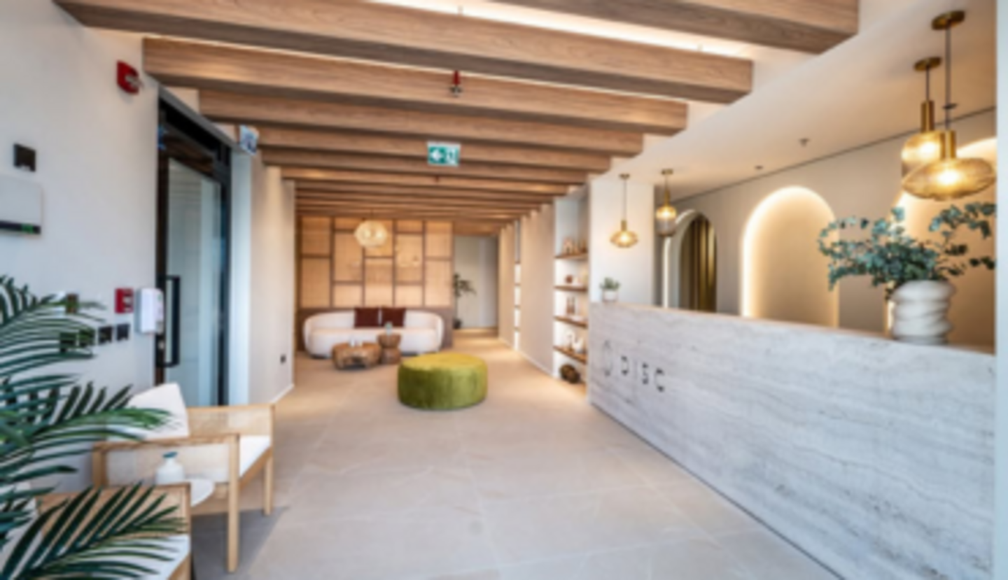 HiDubai-business-diversified-integrated-sports-clinic-beauty-wellness-health-specialty-clinics-dubai-healthcare-city-umm-hurair-2-dubai-2