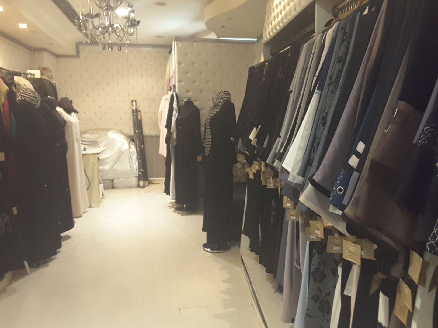 HiDubai-business-cristella-chic-fashion-design-tailoring-shopping-apparel-jumeirah-1-dubai-2
