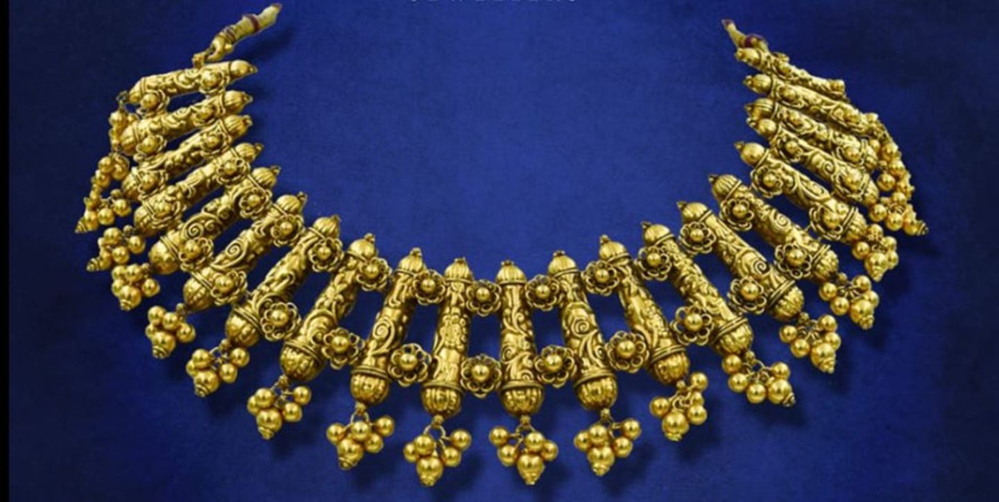 HiDubai-business-radhe-jewellers-shopping-jewellery-precious-stones-riggat-al-buteen-dubai