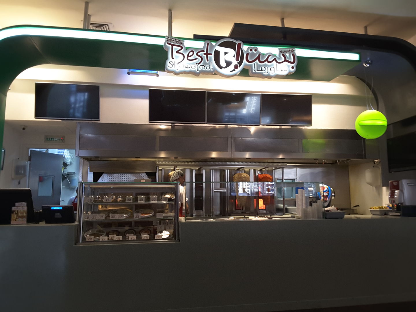 HiDubai-business-best-shawarma-food-beverage-cafeterias-dubai-marina-marsa-dubai-dubai-2