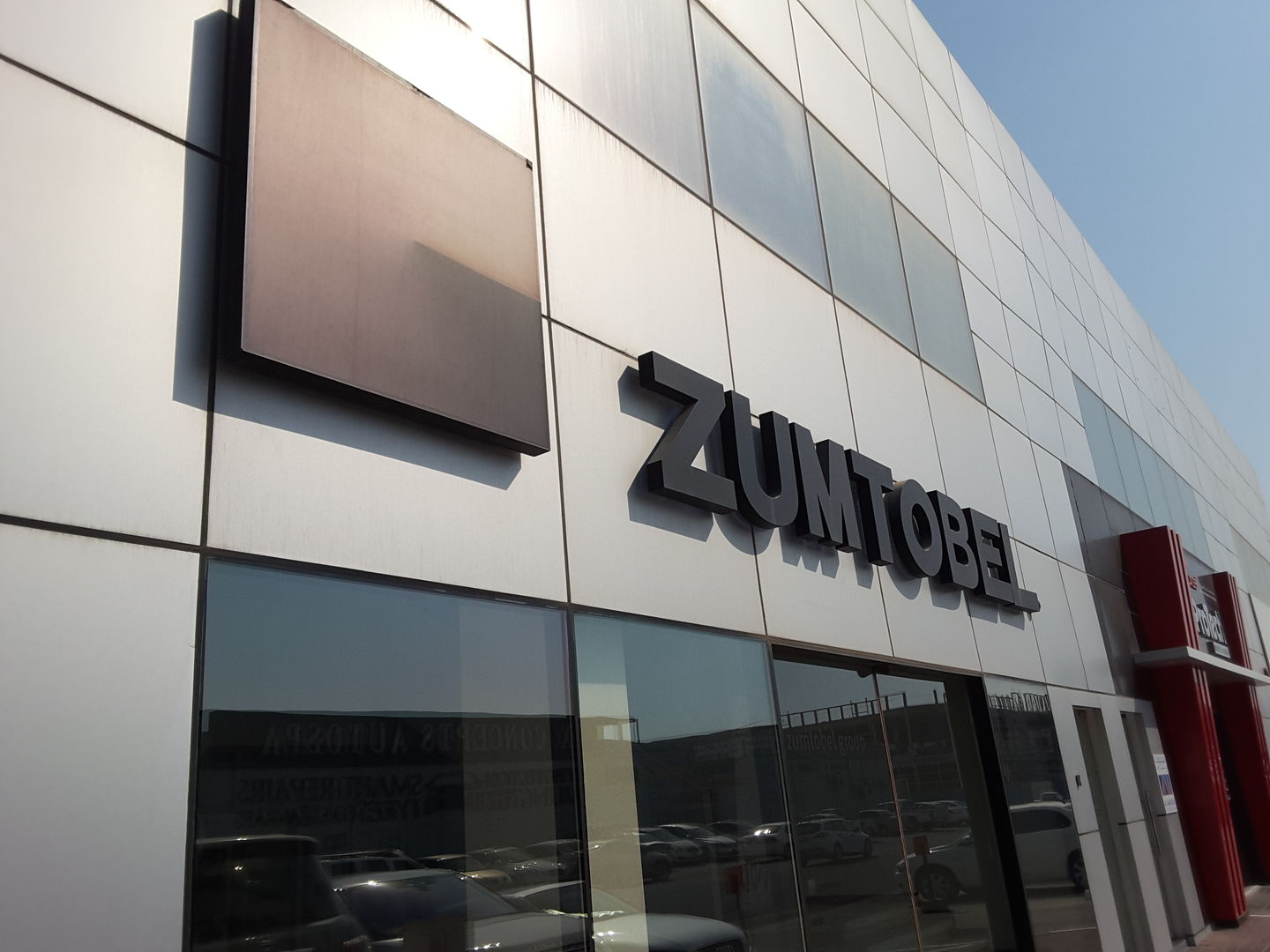 HiDubai-business-zumtobel-b2b-services-distributors-wholesalers-al-quoz-industrial-1-dubai-2
