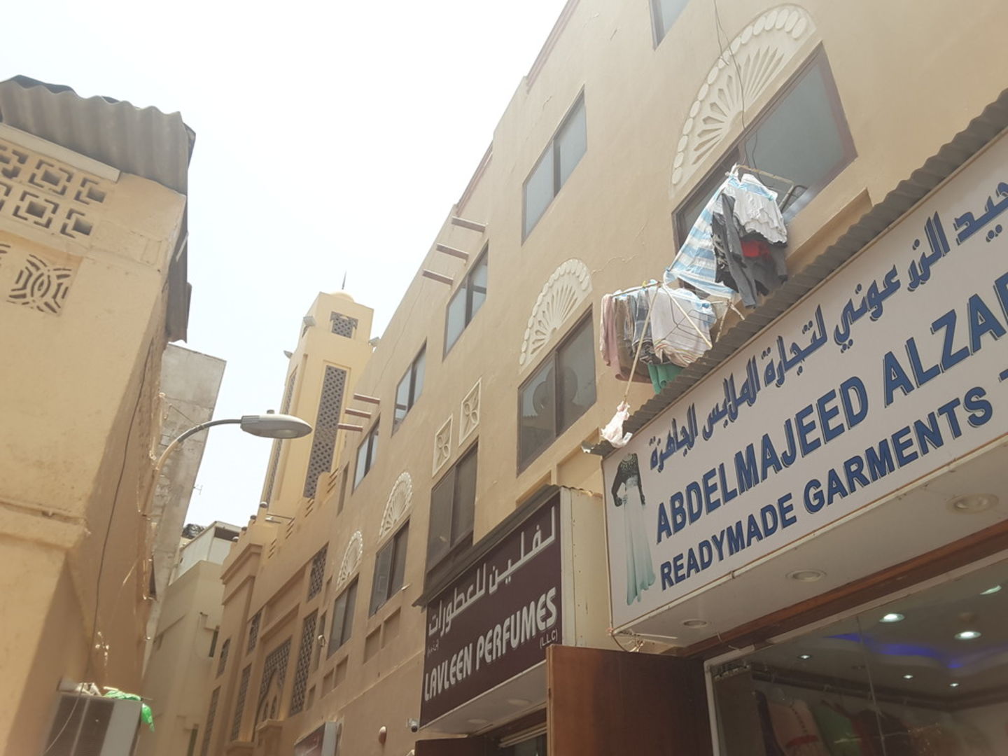 HiDubai-business-al-bloosh-mosque-others-religious-centres-al-daghaya-dubai-2