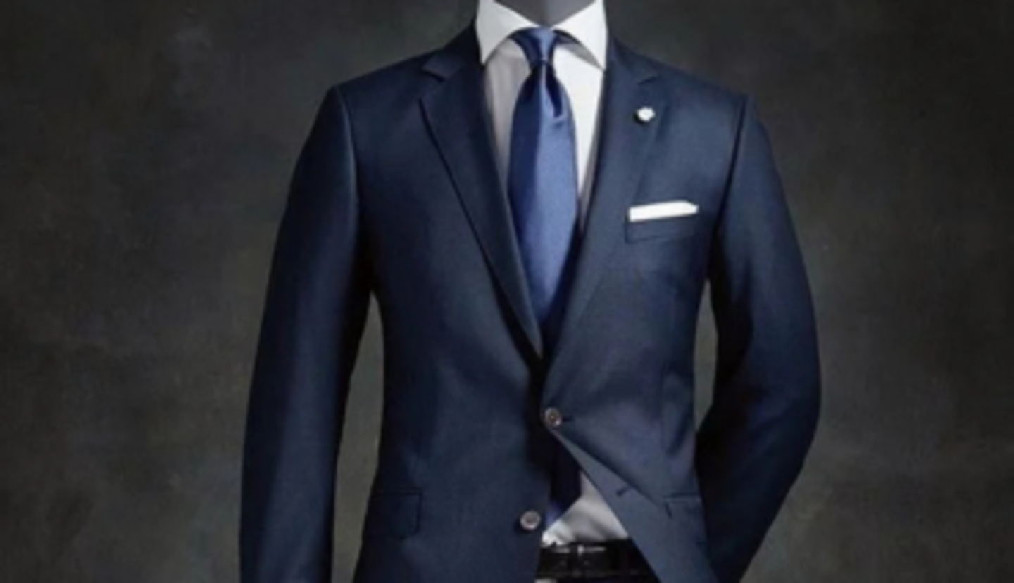 HiDubai-business-suit-freek-textile-and-tailoring-shopping-apparel-meena-bazar-al-souq-al-kabeer-dubai