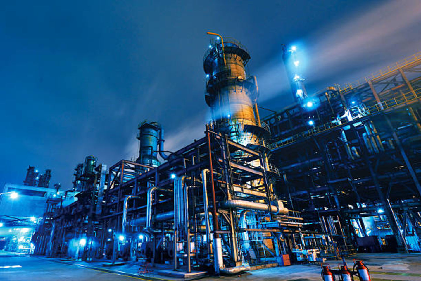 HiDubai-business-unlimited-petrochemical-trading-construction-heavy-industries-oil-gas-companies-business-bay-dubai
