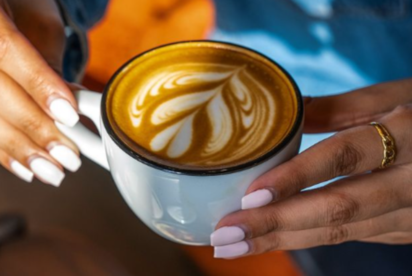 HiDubai-business-blissd-coffee-and-juice-bar-food-beverage-coffee-shops-dubai-international-financial-centre-zaabeel-2-dubai