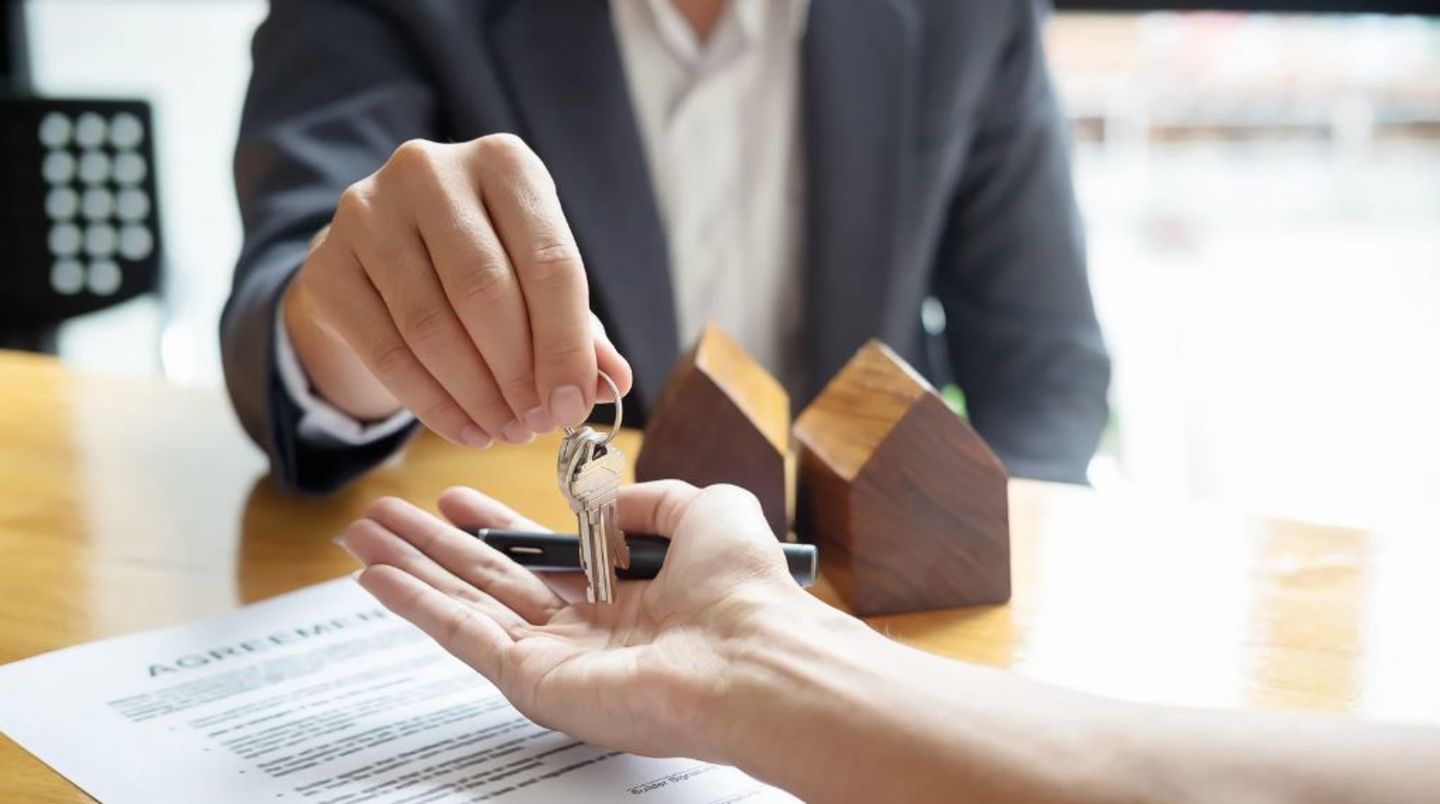 HiDubai-business-vserve-real-estate-housing-real-estate-real-estate-agencies-business-bay-dubai