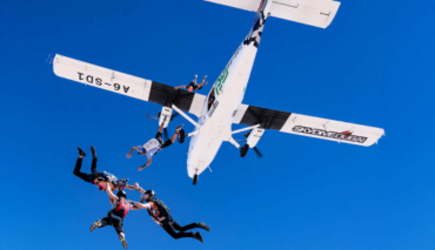HiDubai-business-skydive-dubai-desert-campus-sports-fitness-adventure-sports-margham-dubai-2