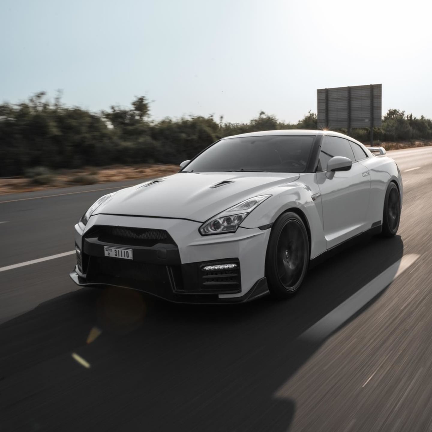 HiDubai-business-extra-mile-garage-transport-vehicle-services-car-assistance-repair-al-quoz-industrial-4-dubai
