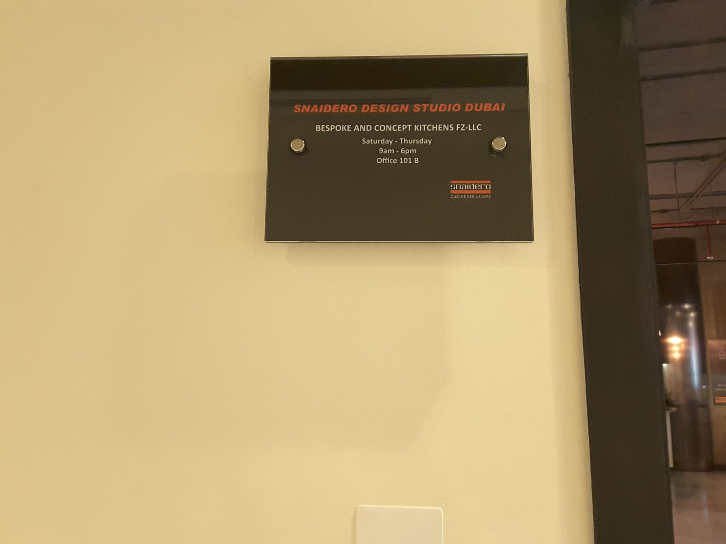 HiDubai-business-bespoke-and-concept-kitchens-b2b-services-distributors-wholesalers-dubai-design-district-dubai-2