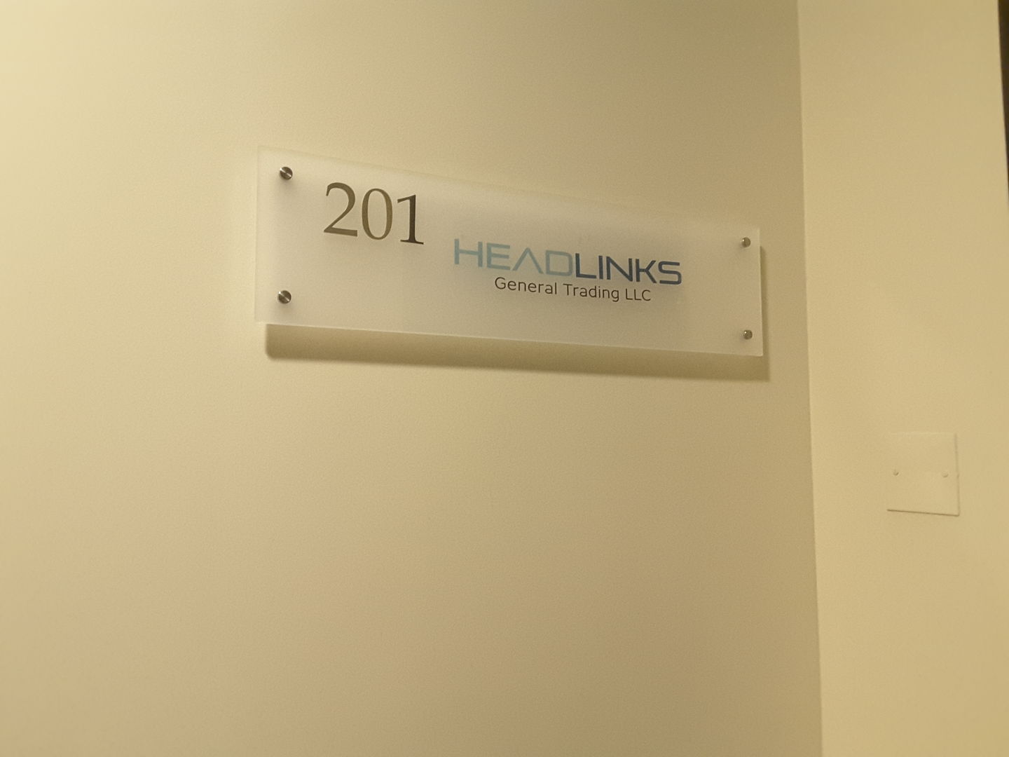 HiDubai-business-headlinks-general-trading-b2b-services-distributors-wholesalers-business-bay-dubai-2