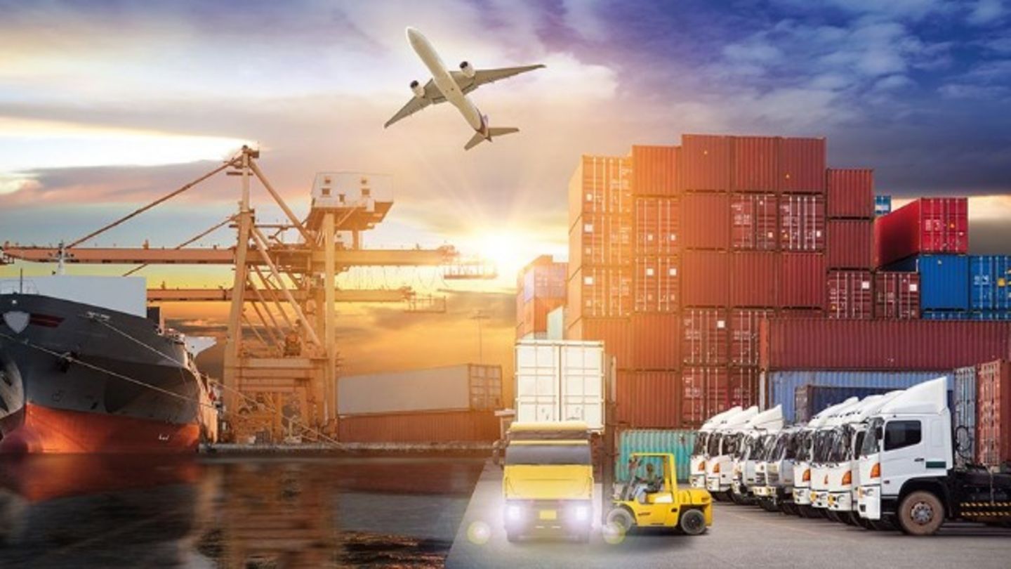 HiDubai-business-global-logistics-consultancy-b2b-services-business-consultation-services-trade-centre-1-dubai