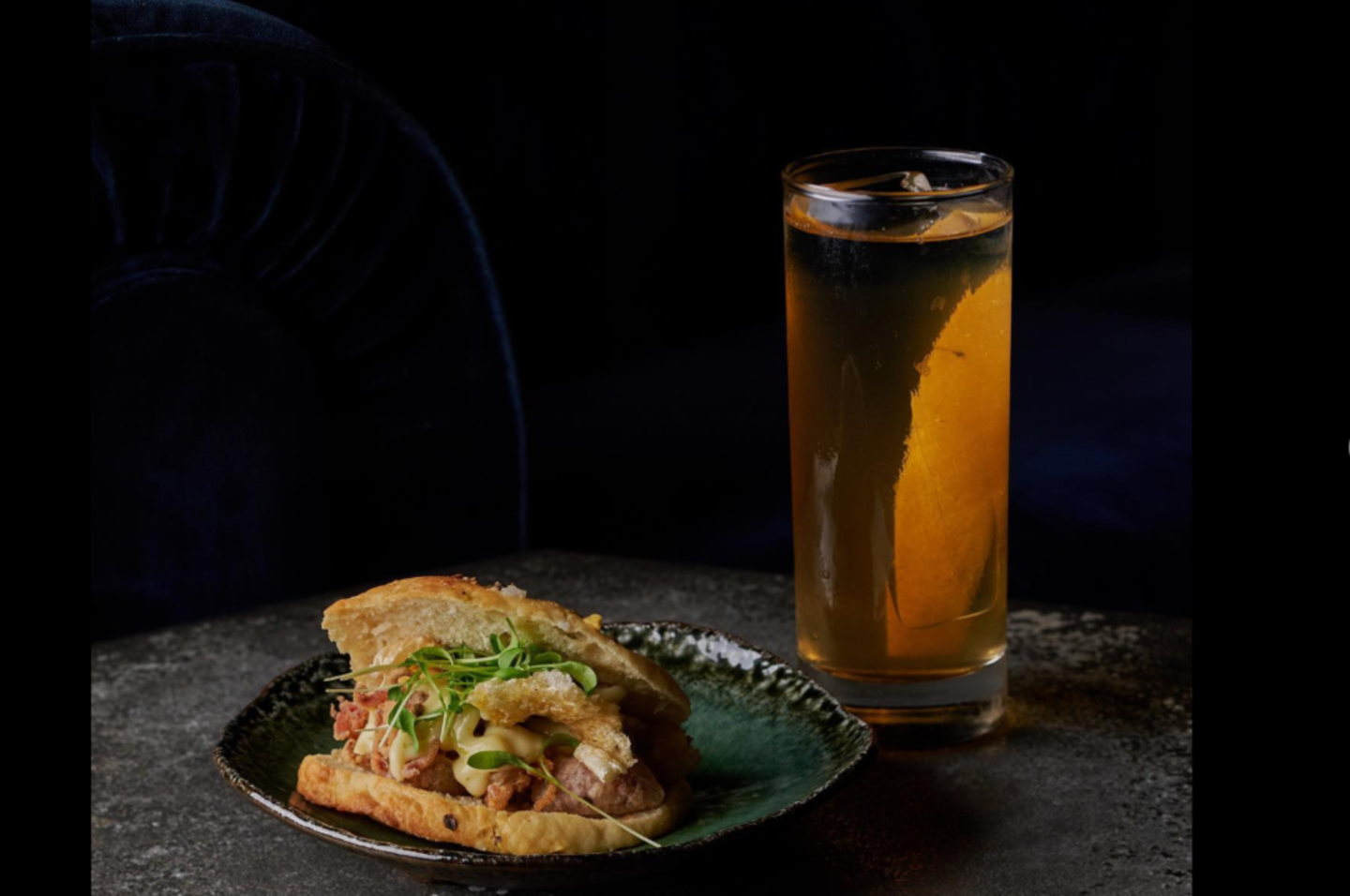 HiDubai-business-salmon-guru-bar-food-beverage-restaurants-bars-business-bay-dubai