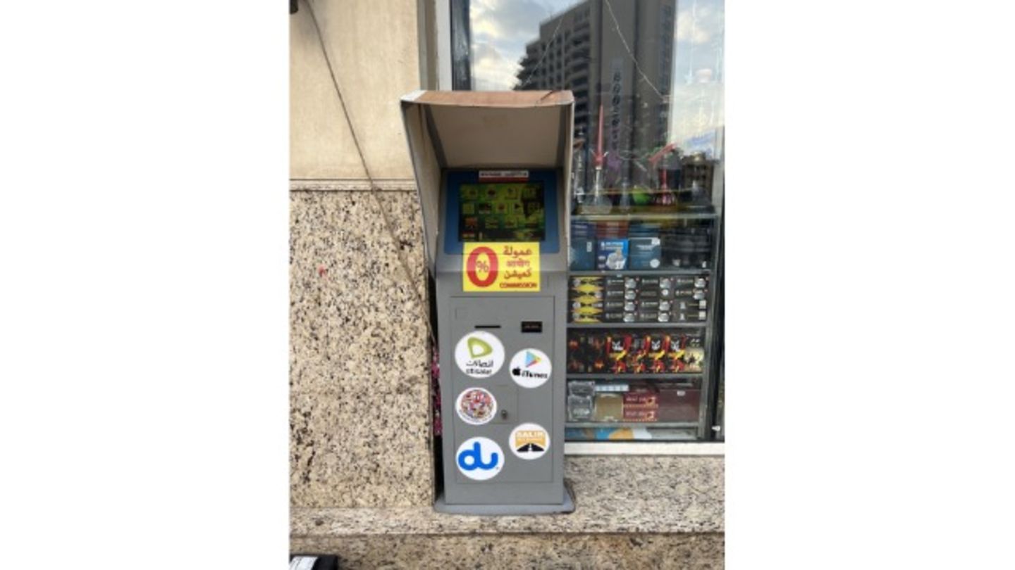 HiDubai-business-etisalat-du-payment-machine-finance-legal-payment-services-al-hamriya-dubai-4