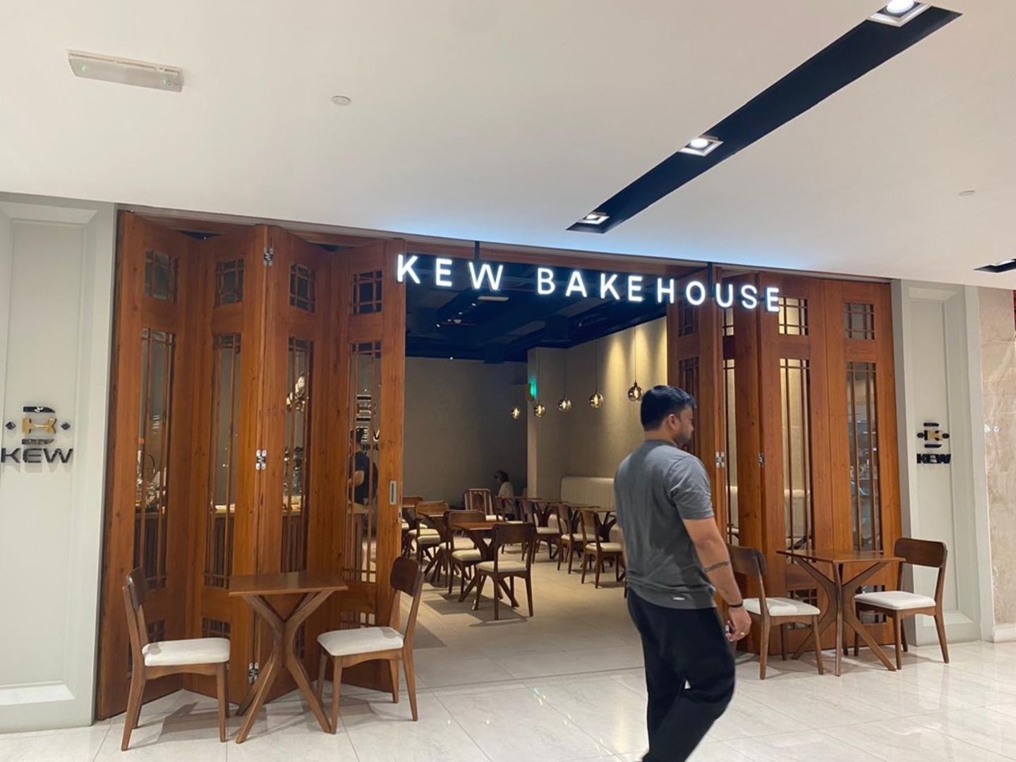 HiDubai-business-kew-bakehouse-cafe-food-beverage-coffee-shops-dubai-investment-park-1-dubai